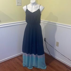 Umgee ladies sleeveless maxi dress. Navy blue, turquoise and gray: size small